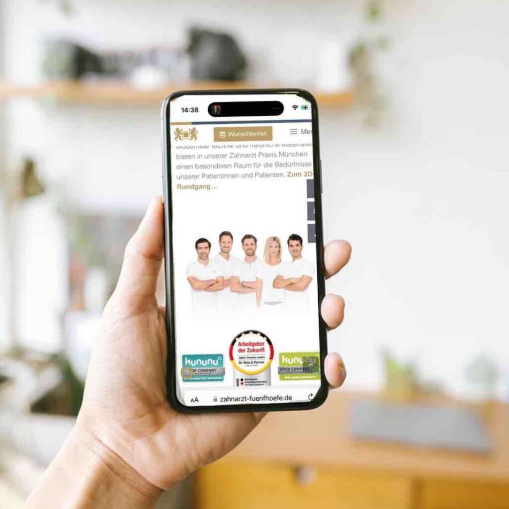 Zahnarzt Marketing Tipps zeigen: als erstes sollte sich eine Zahnarztpraxis im Praxismarketing um die eigene Website kümmern. Die DentalArmy hilft.